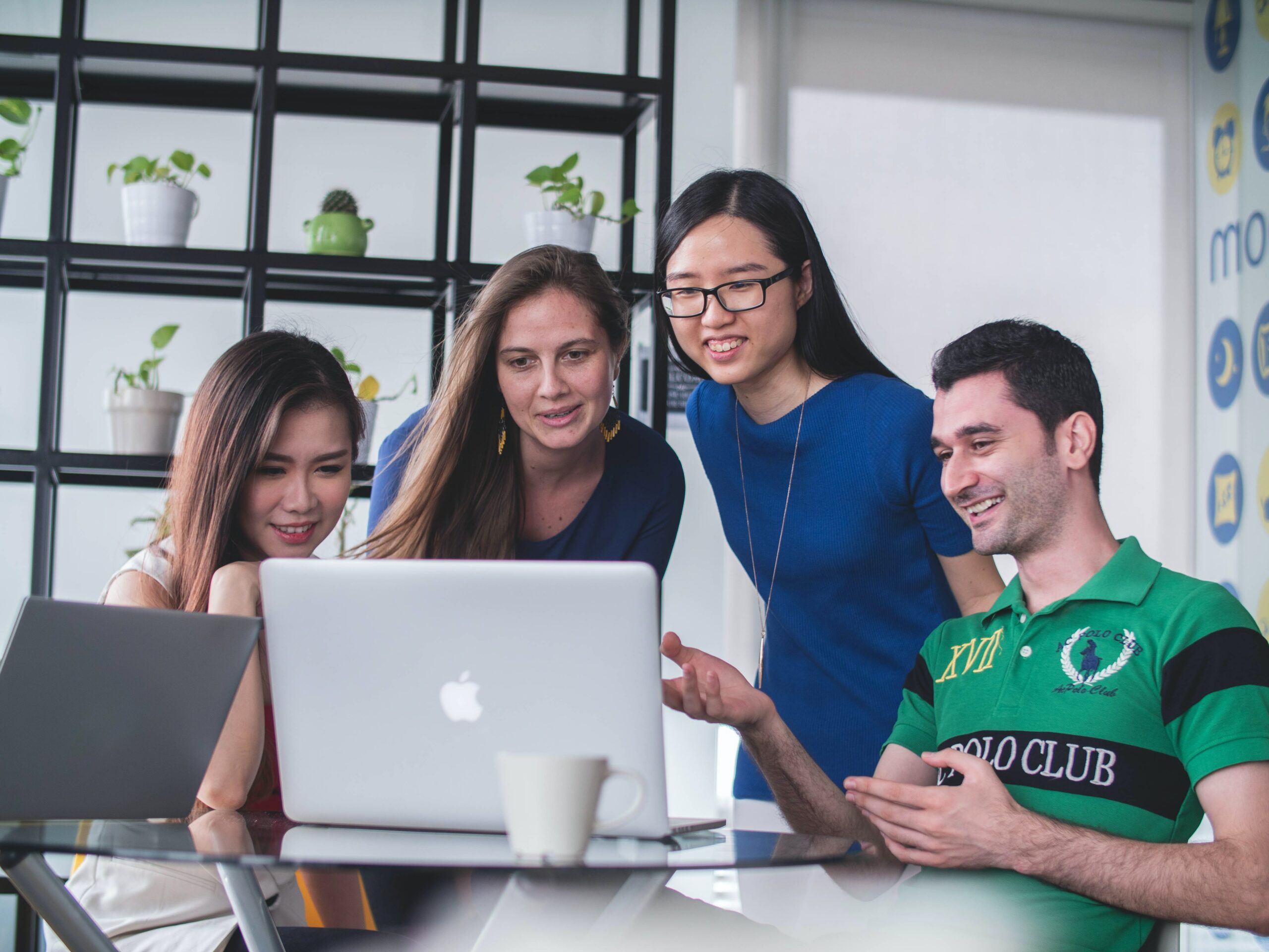 How CRM Systems for Small Businesses Lead to Improved Productivity and Customer Relations